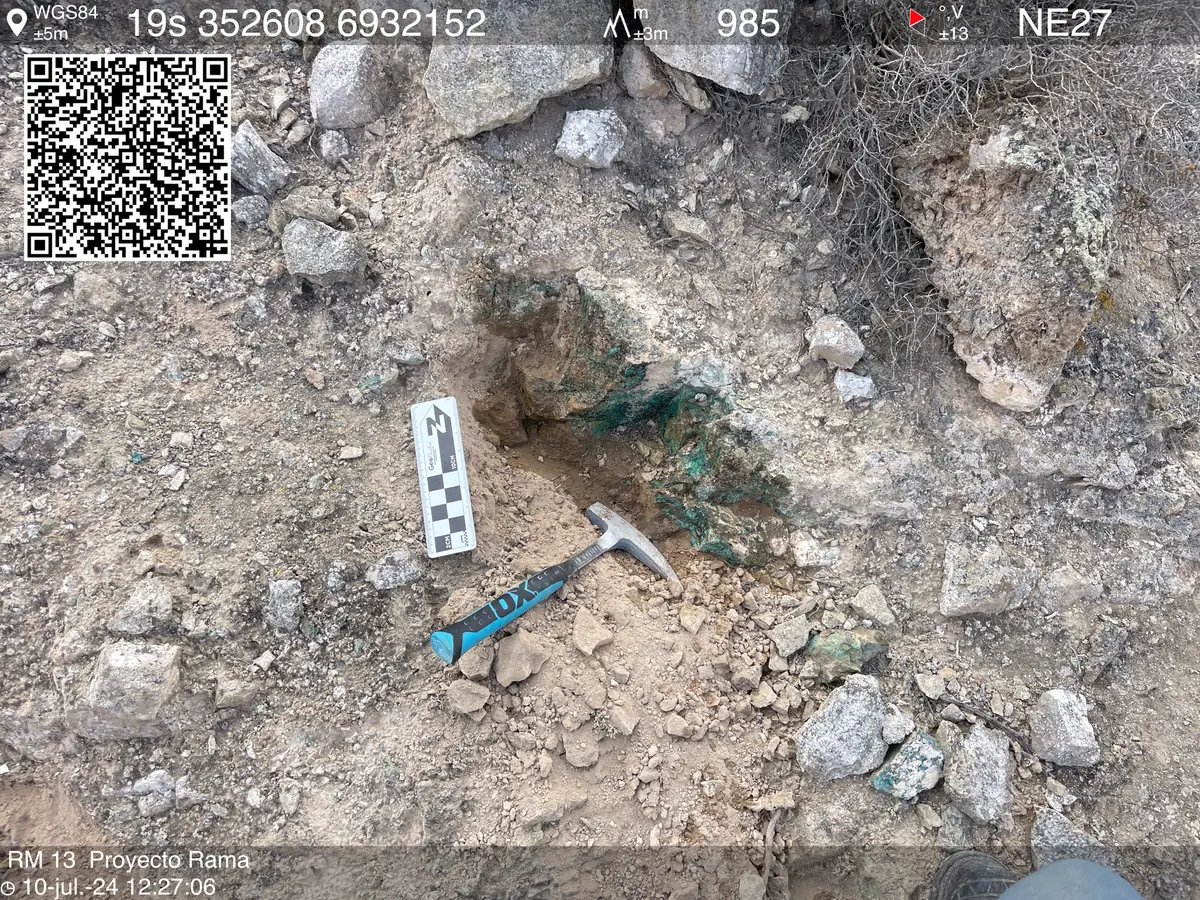 Trabajo de terreno en el Prospecto RM 13